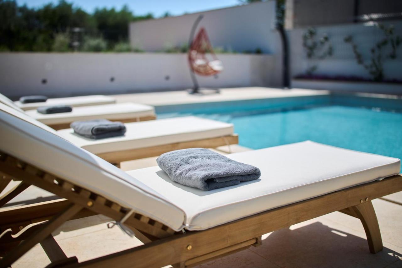 Villa Pura Vida With Pool And Whirlpool Near Umag Materada المظهر الخارجي الصورة